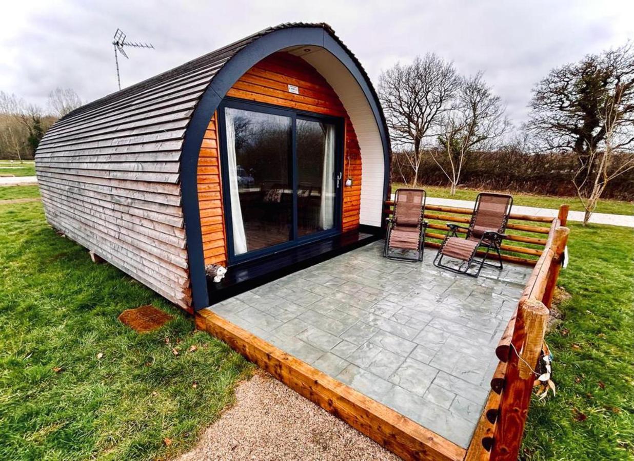 Beech Pod Cabin In Beautiful Surroundings Рексем Екстер'єр фото